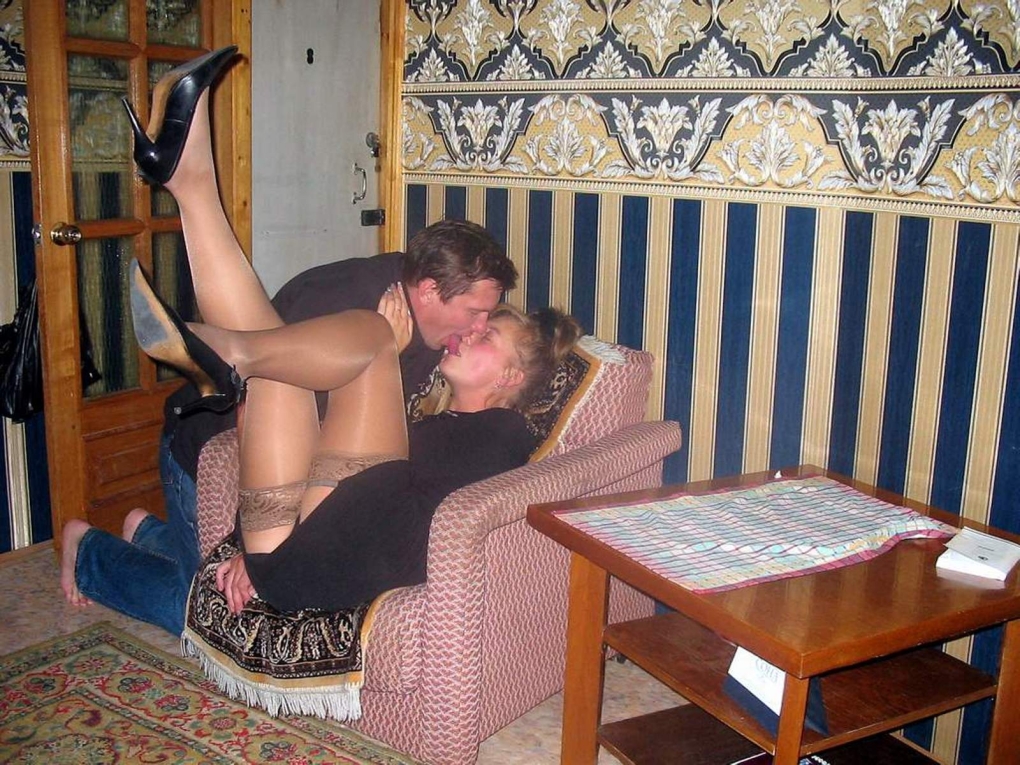 Русские шалавы голые в машине