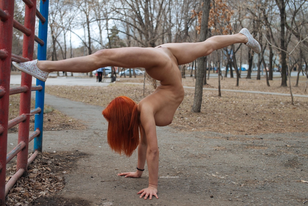 Спортсменки без трусов