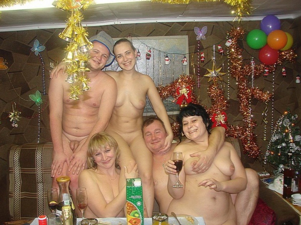 Голый корпоратив в сауне