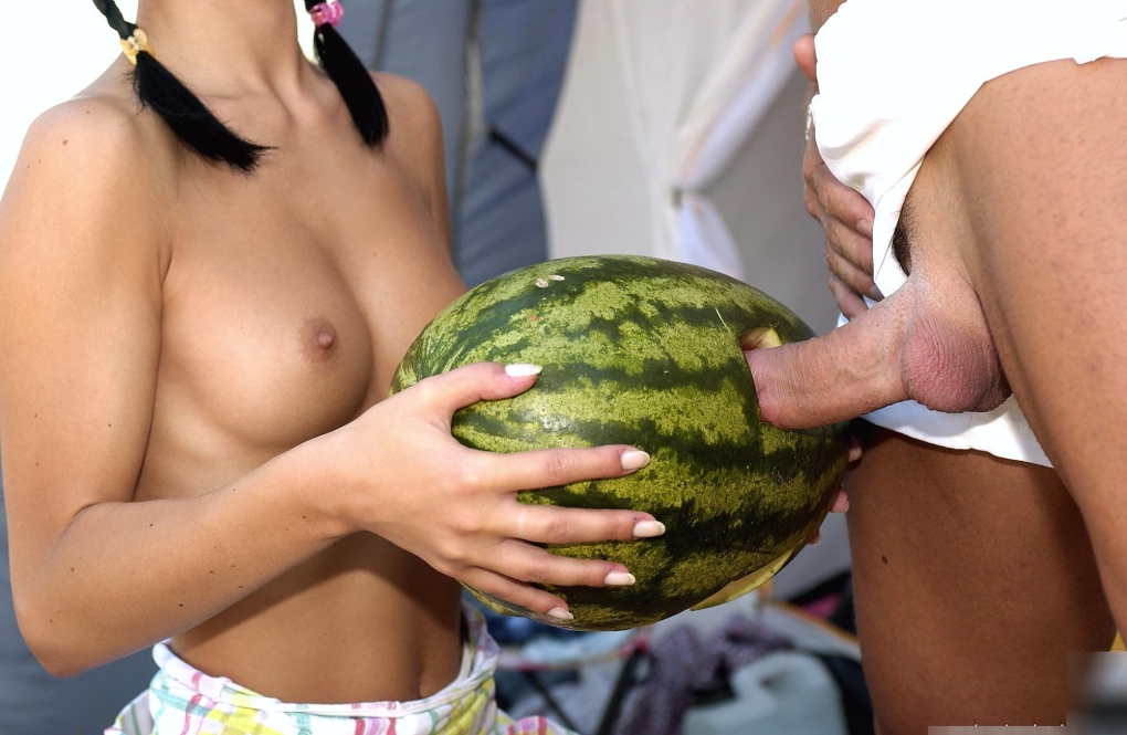 Большая грудь с большим ореолом